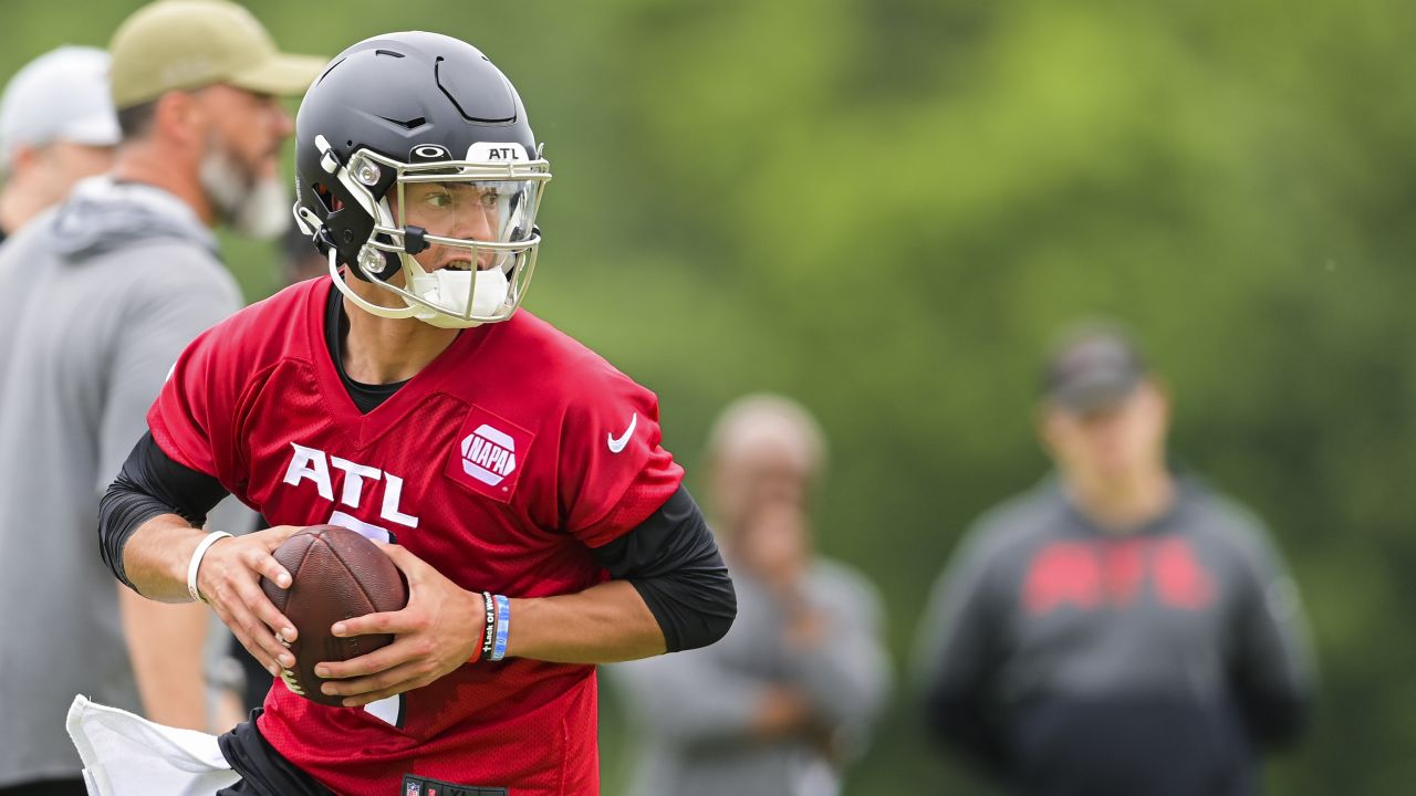 How will Desmond Ridder impact Falcons QB depth chart? What it means for  Marcus Mariota - DraftKings Network