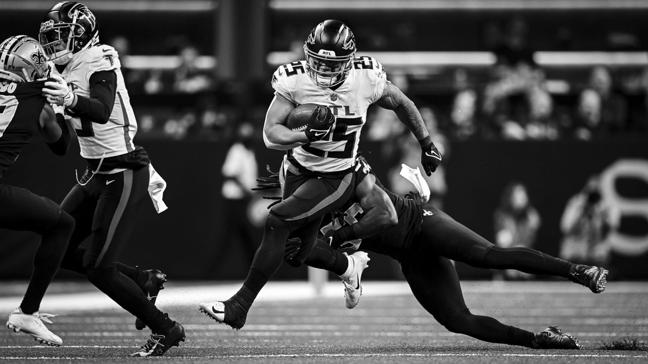 Falcons-Commanders injury report: Caleb Huntley, three others questionable  for Sunday - The Falcoholic