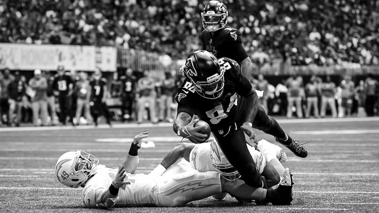 Monochrome Monday  Falcons vs Chargers