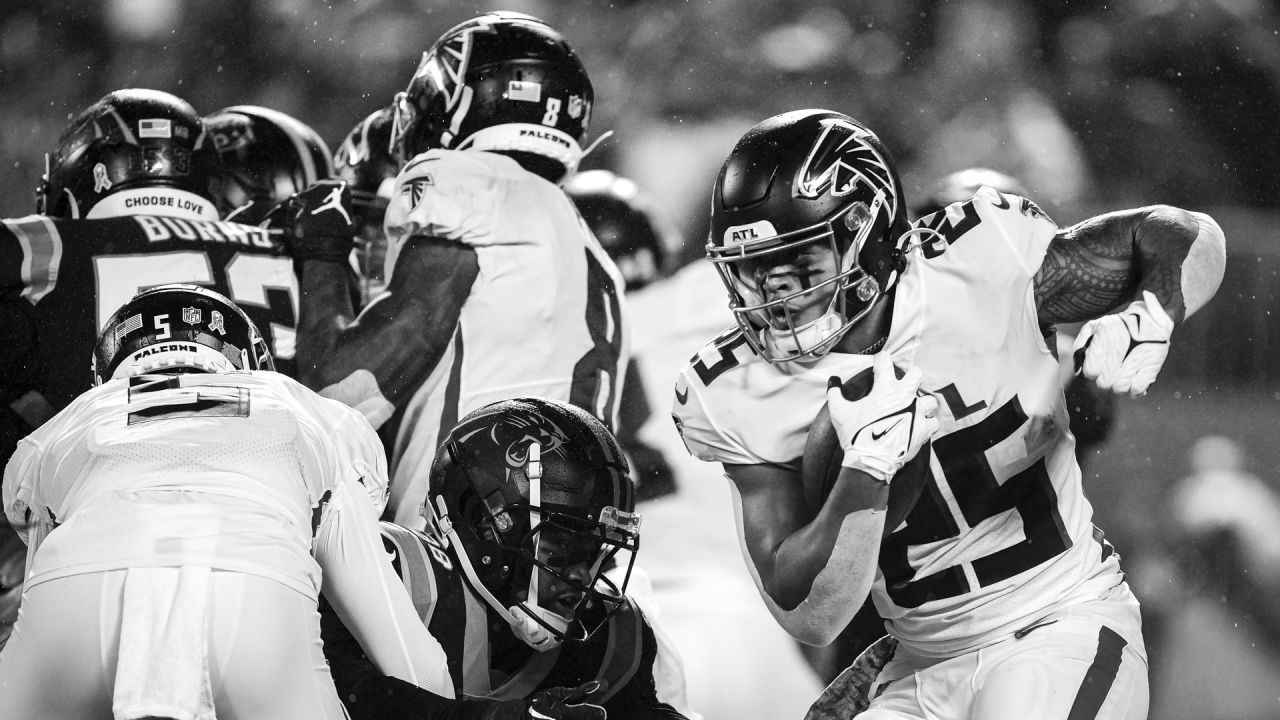 Monochrome Monday  Falcons vs Browns