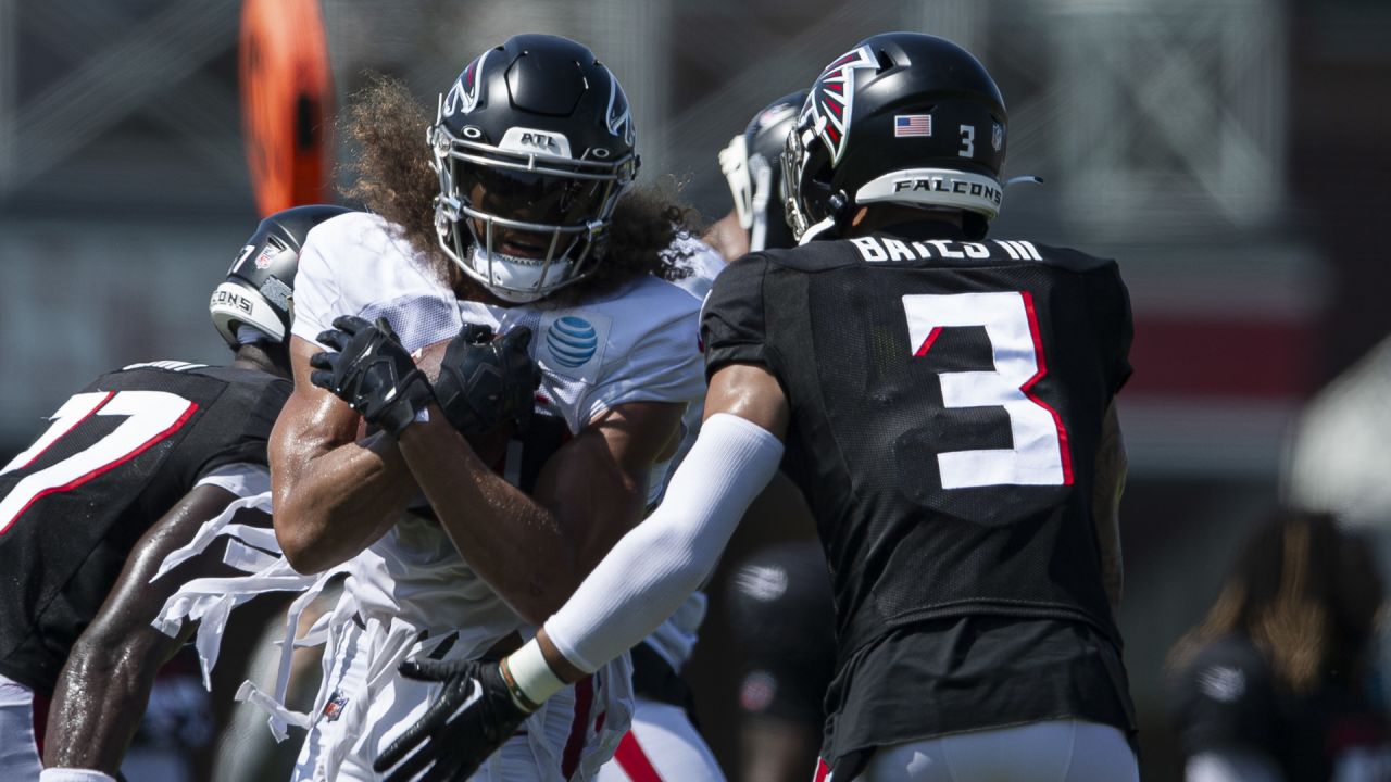 Carolina Panthers vs. Atlanta Falcons Live Blog: Atlanta Wins 24-10 in  Bijan Robinson Debut - Sports Illustrated Atlanta Falcons News, Analysis  and More