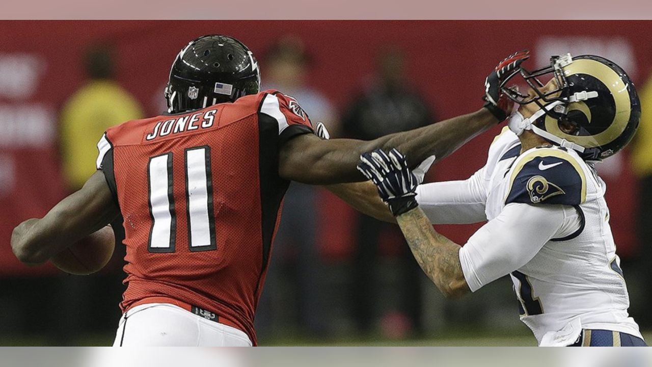 Ryan, Jones, Hester lead Falcons to 56-14 win over Buccaneers