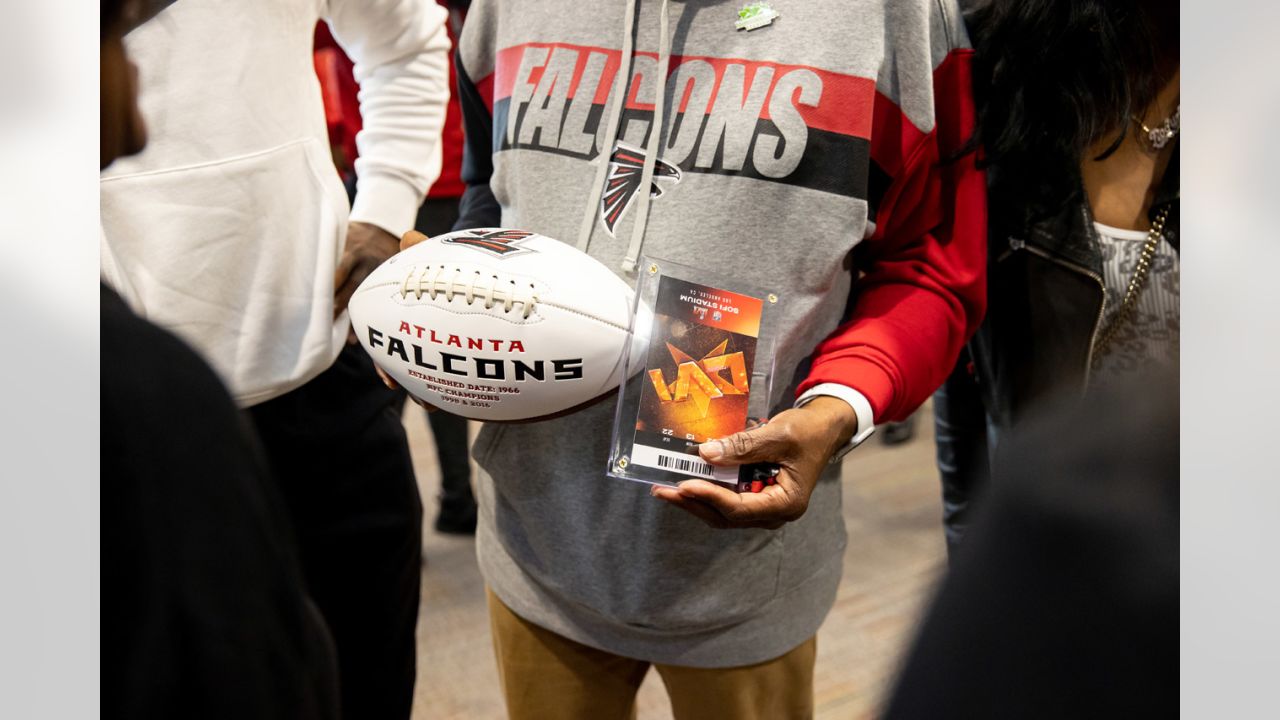 Atlanta Falcons fan Henry Ison selected as 2021 NFL fan of the year