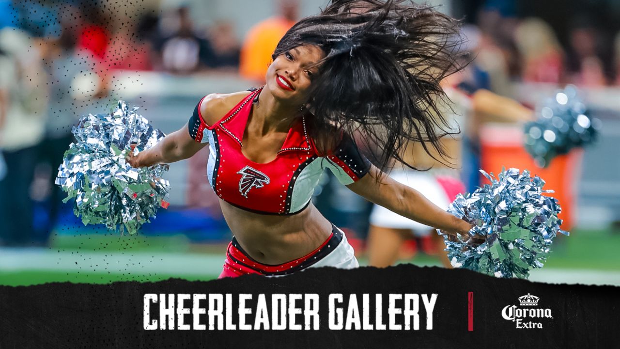 Atlanta Falcons Cheerleaders - Ladies and gentleman, introducing