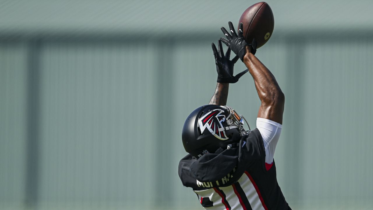 Falcons elevate Jovante Moffatt, Jalen Dalton from practice squad