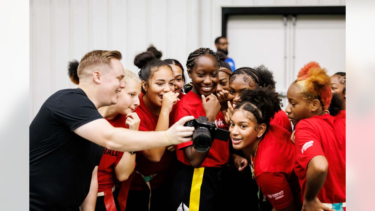 NFL FLAG on X: The @AtlantaFalcons Girls Flag Football Coaching Clinic  starts TOMORROW❗️ Speaker lineup includes @wflagfootball head coach  @lizsowers3 