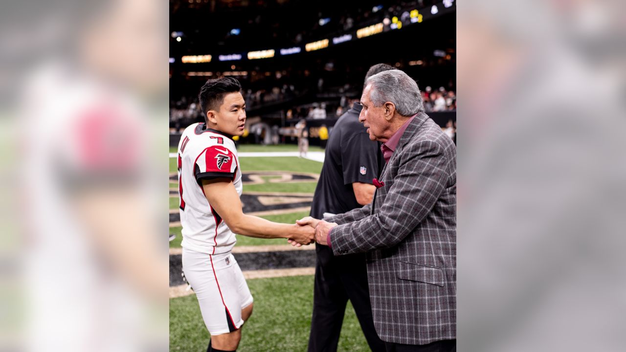 Falcons re-sign kicker Younghoe Koo, punter Ryan Allen for 2020 - The  Falcoholic