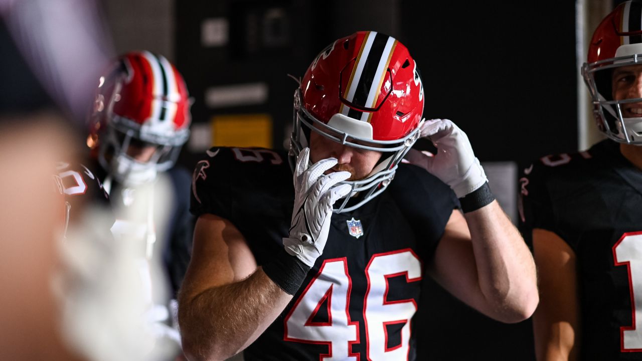 Atlanta Falcons tight end MyCole Pruitt (85) works during the second half  of an NFL football game against the Pittsburgh Steelers, Sunday, Dec. 4,  2022, in Atlanta. The Pittsburgh Steelers won 19-16. (