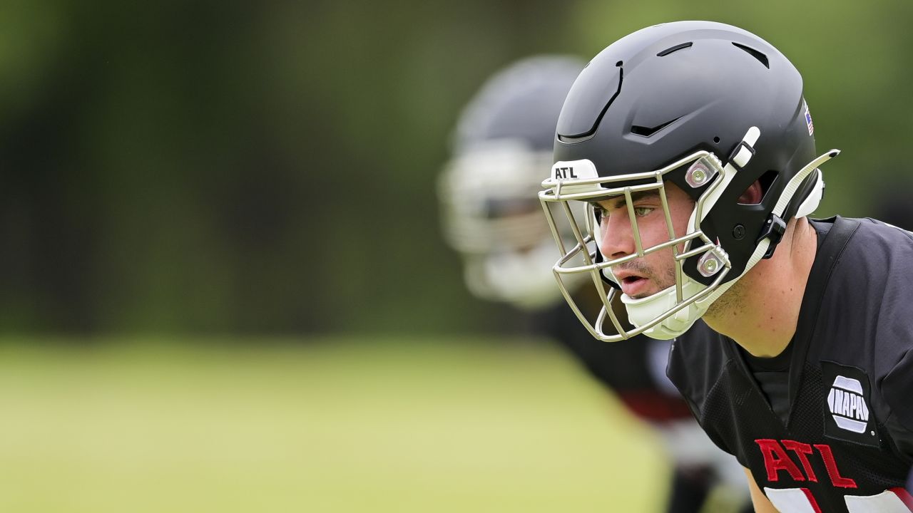 Atlanta Falcons linebacker Troy Andersen (44) works during the