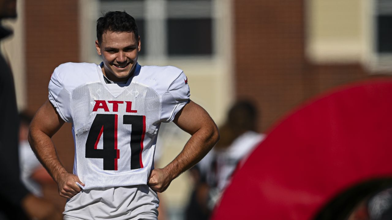 Which Surprising State is Making Atlanta Falcons' Tight End Kyle Pitts'  Jersey No. 1 Seller? - Sports Illustrated Atlanta Falcons News, Analysis  and More