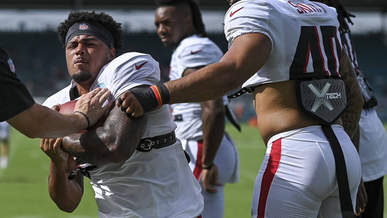 Shanna Lockwood - Atlanta Falcons running back Tyler Allgeier #25 during  practice in Atlanta, Georgia…