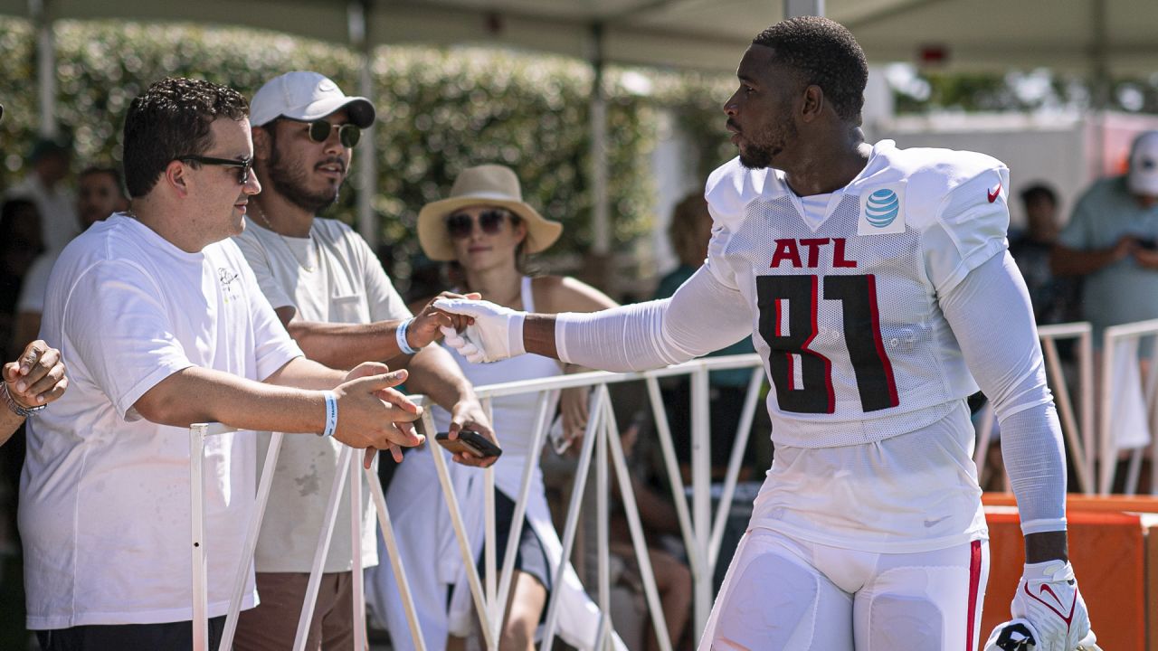 Falcons end Saturday practice early due to 2 wild scraps