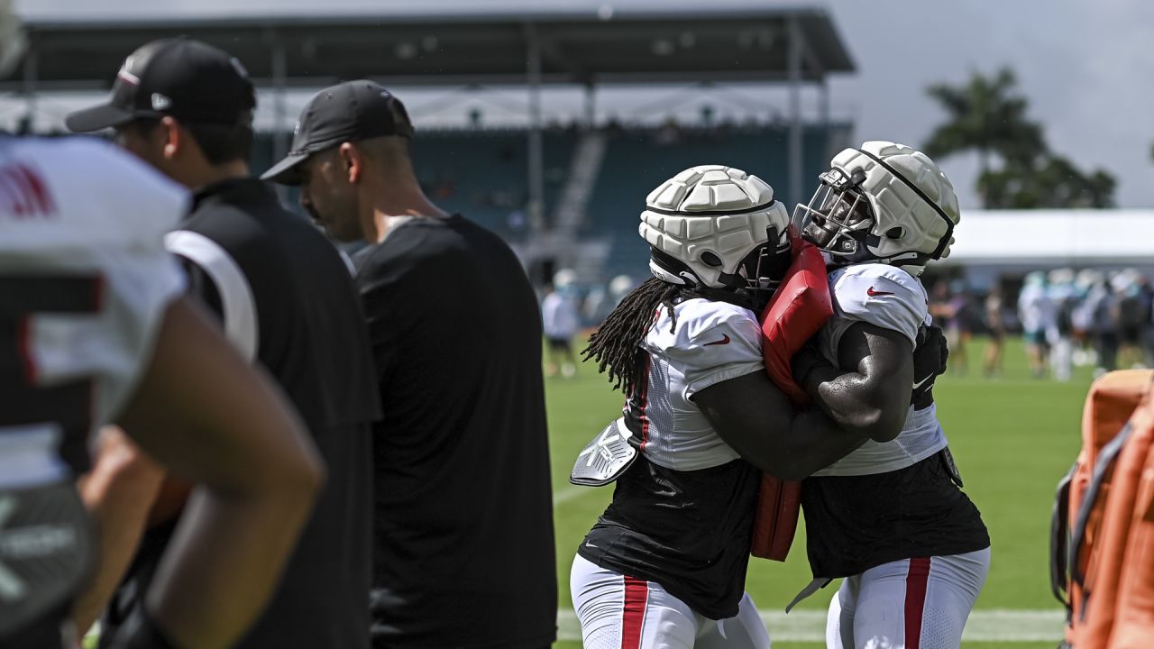 Bijan Robinson Handling Hype' for Atlanta Falcons Expectations in Debut vs.  Bengals - Sports Illustrated Atlanta Falcons News, Analysis and More