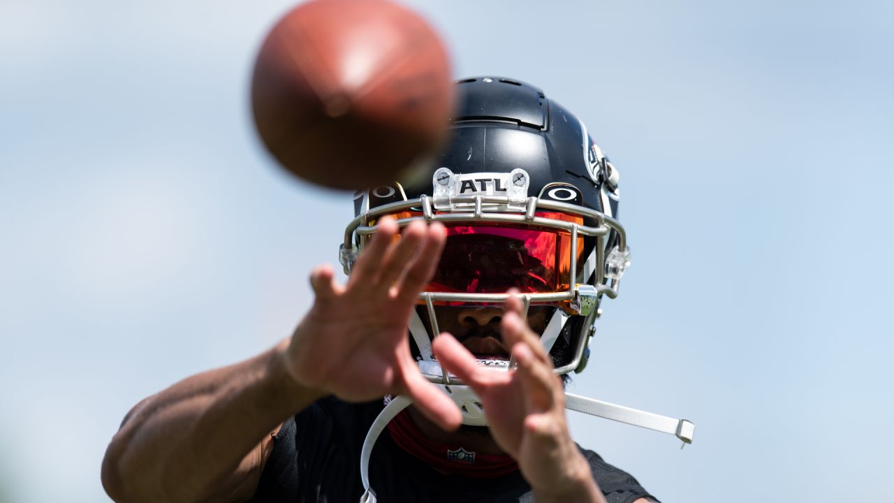 Atlanta Falcons wide receiver KhaDarel Hodge (12) works during the