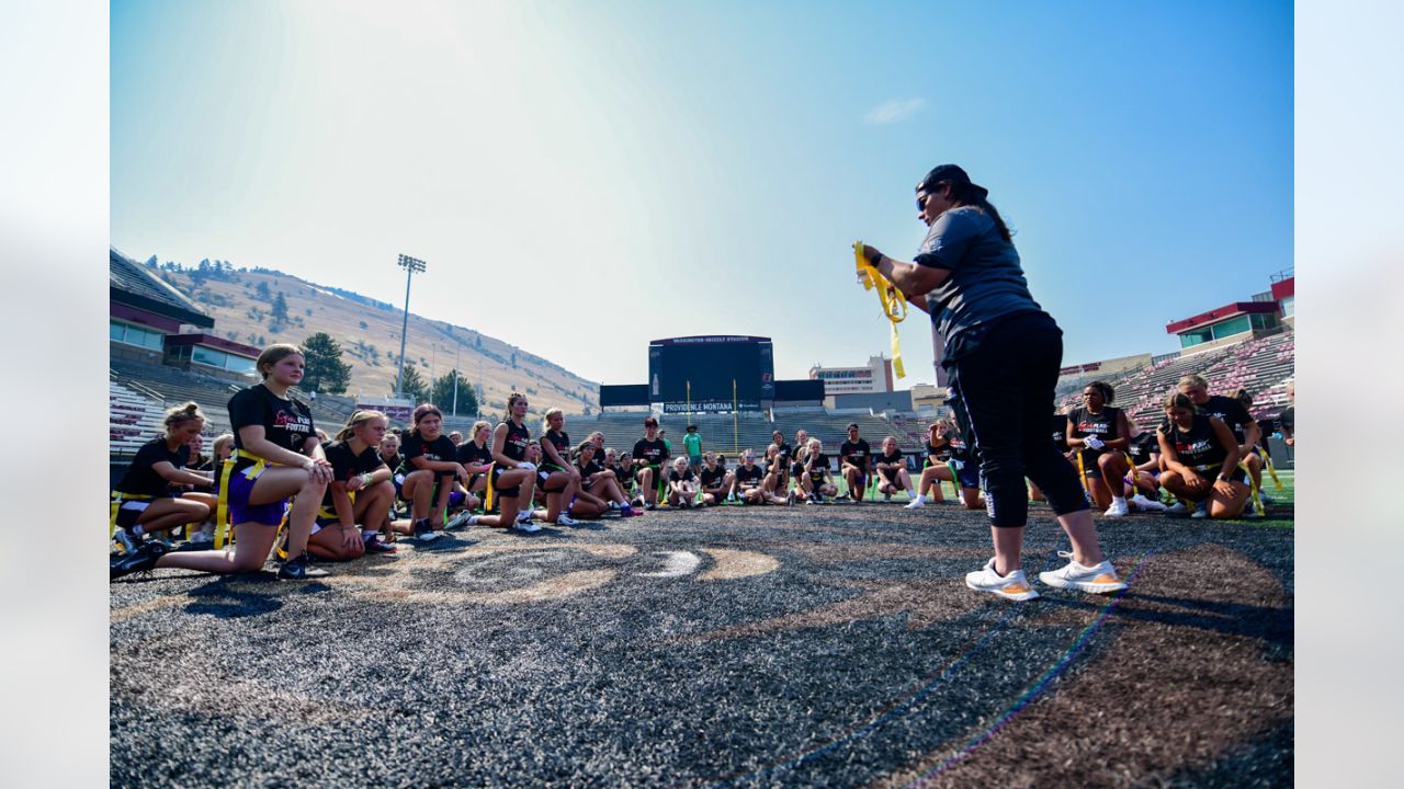 NFL FLAG on X: The @AtlantaFalcons Girls Flag Football Coaching Clinic  starts TOMORROW❗️ Speaker lineup includes @wflagfootball head coach  @lizsowers3 