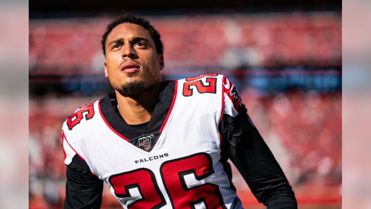 Atlanta Falcons on X: Welcome back Isaiah Oliver. 