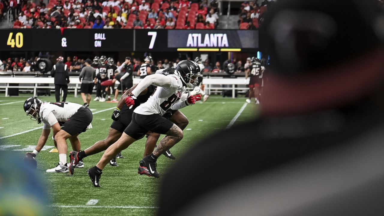 Atlanta Falcons hold open practice at Mercedes-Benz Stadium