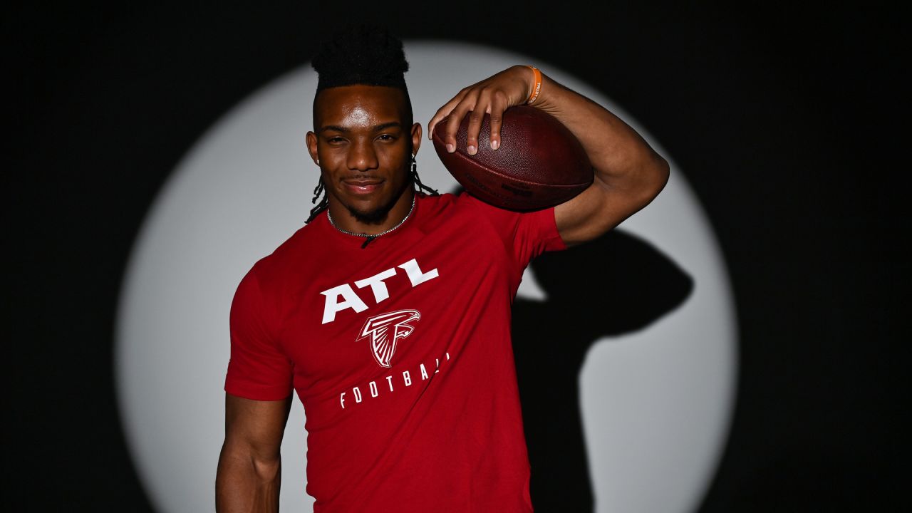 Falcons 2023 roster: Kyle Pitts, Jonnu Smith could make Atlanta TE group  spectacular - The Falcoholic