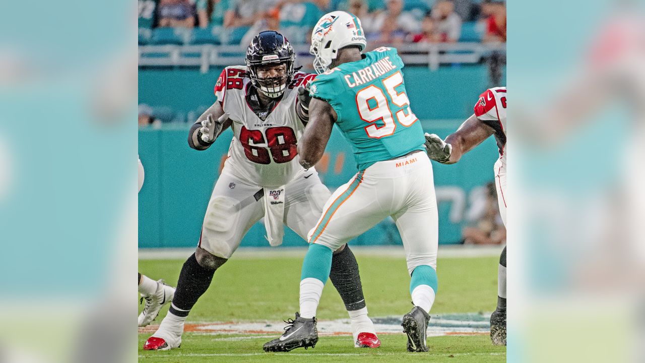 In joining Eagles starting lineup on offensive line, Jamon Brown