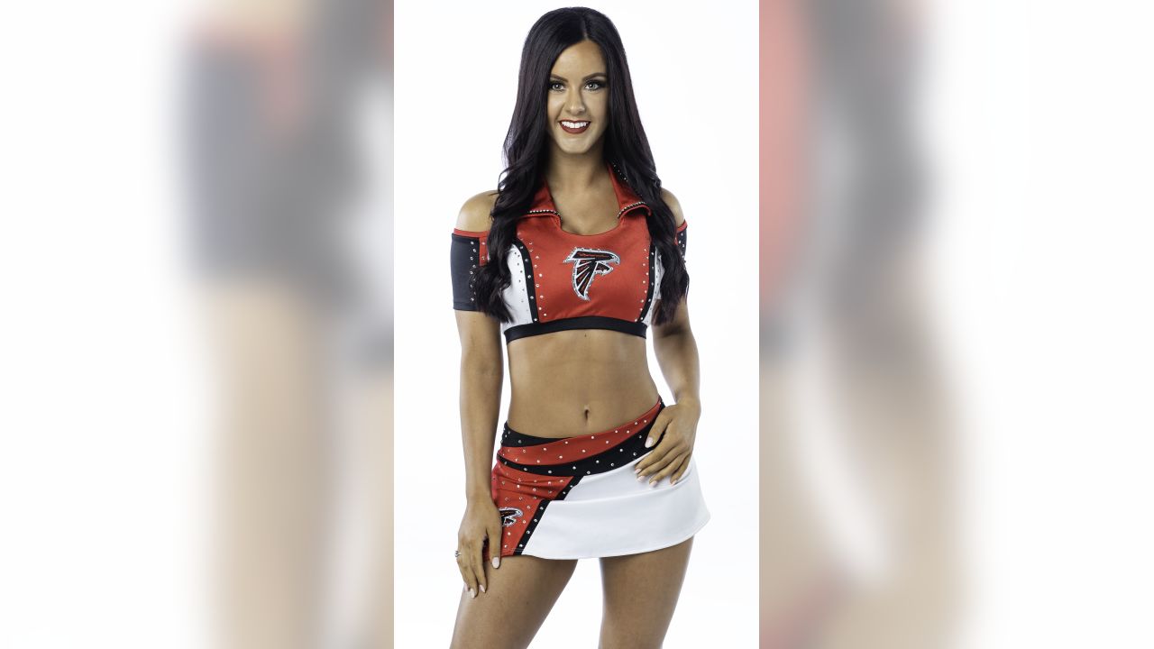 Meet Aleria: Atlanta Falcons Cheerleader Who Loves Data! - Science