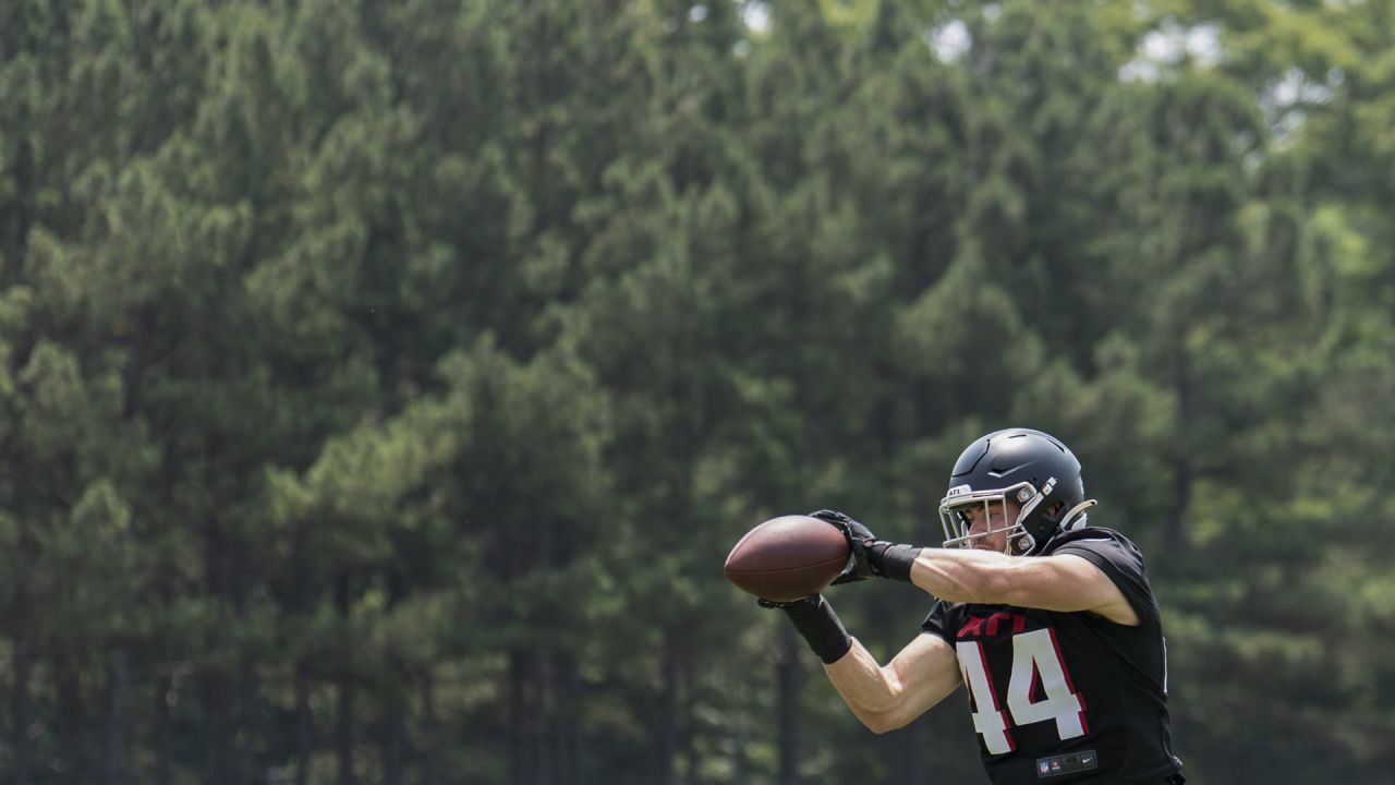 Atlanta Falcons linebacker Troy Andersen (44) works during the