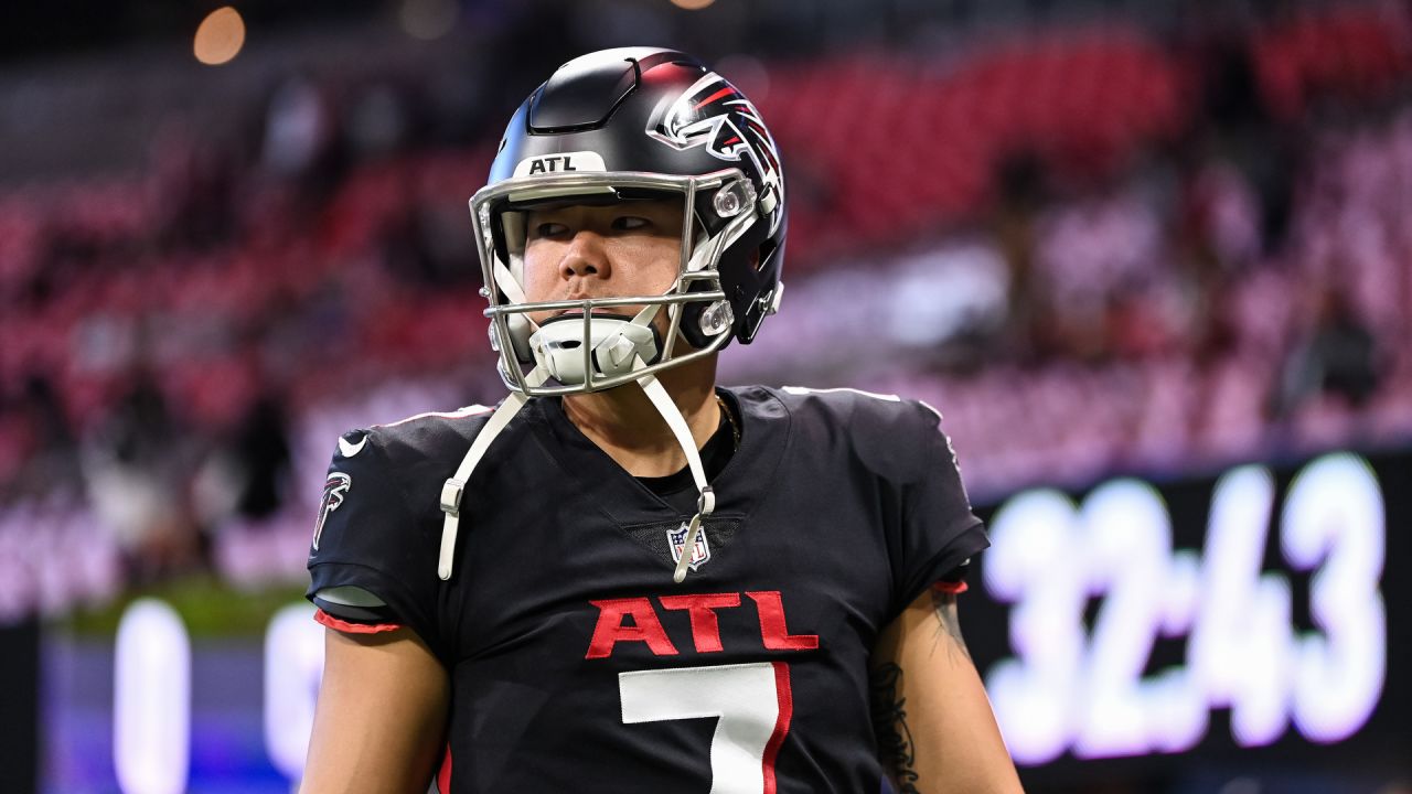 Younghoe Koo Reveals How Bijan Robinson Landed Atlanta Falcons No. 7 Jersey  - Sports Illustrated Atlanta Falcons News, Analysis and More