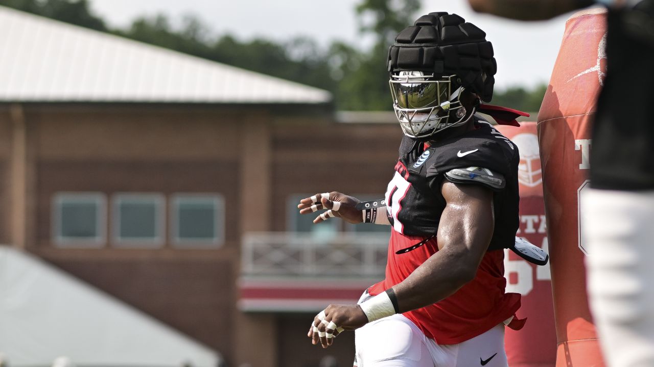 Avery Williams, now a running back, impressing in Falcons camp