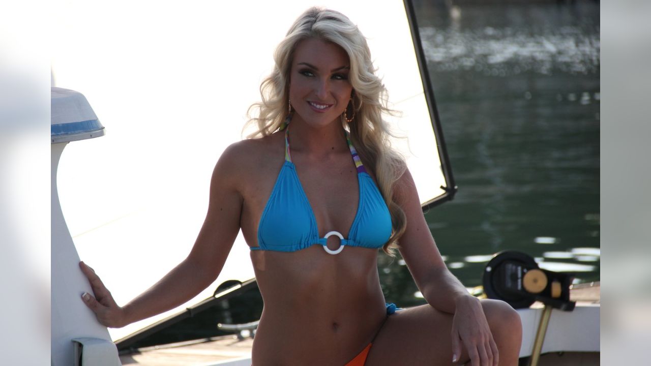 Titans Cheerleaders Swimsuit Calendar Photo Shoot - Sunset Day 3