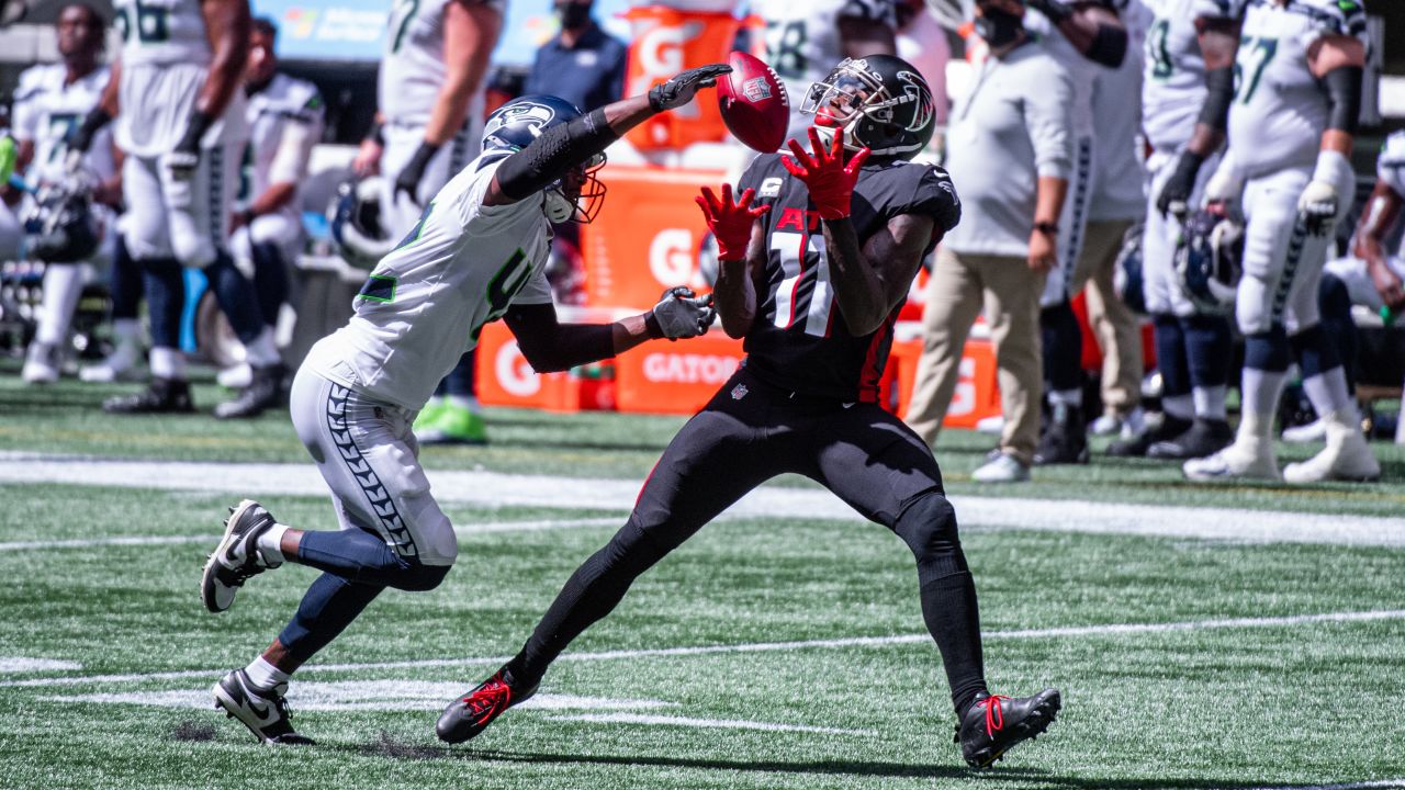 NFL - D.K. Metcalf vs. Julio Jones. 😳 #NFLCombine