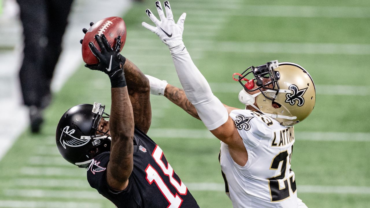 Atlanta Falcons wide receiver Calvin Ridley (18) during an NFL