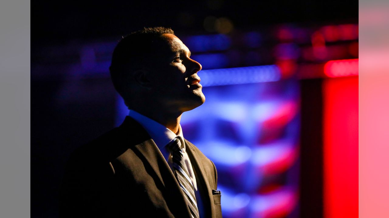 Tony Gonzalez, all-time tight end and former Falcon, is now a Hall of Famer  - The Falcoholic