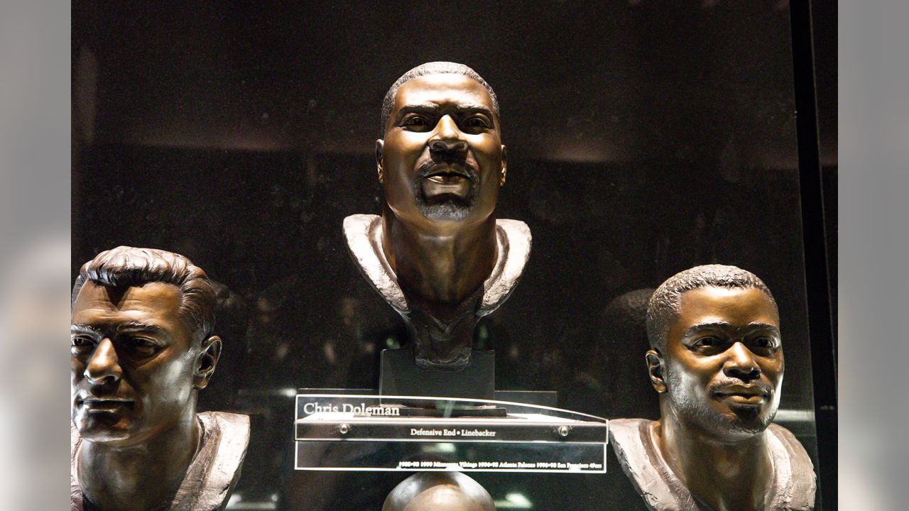 Pro Football Hall of Fame on X: First Look: The Bronzed Bust of