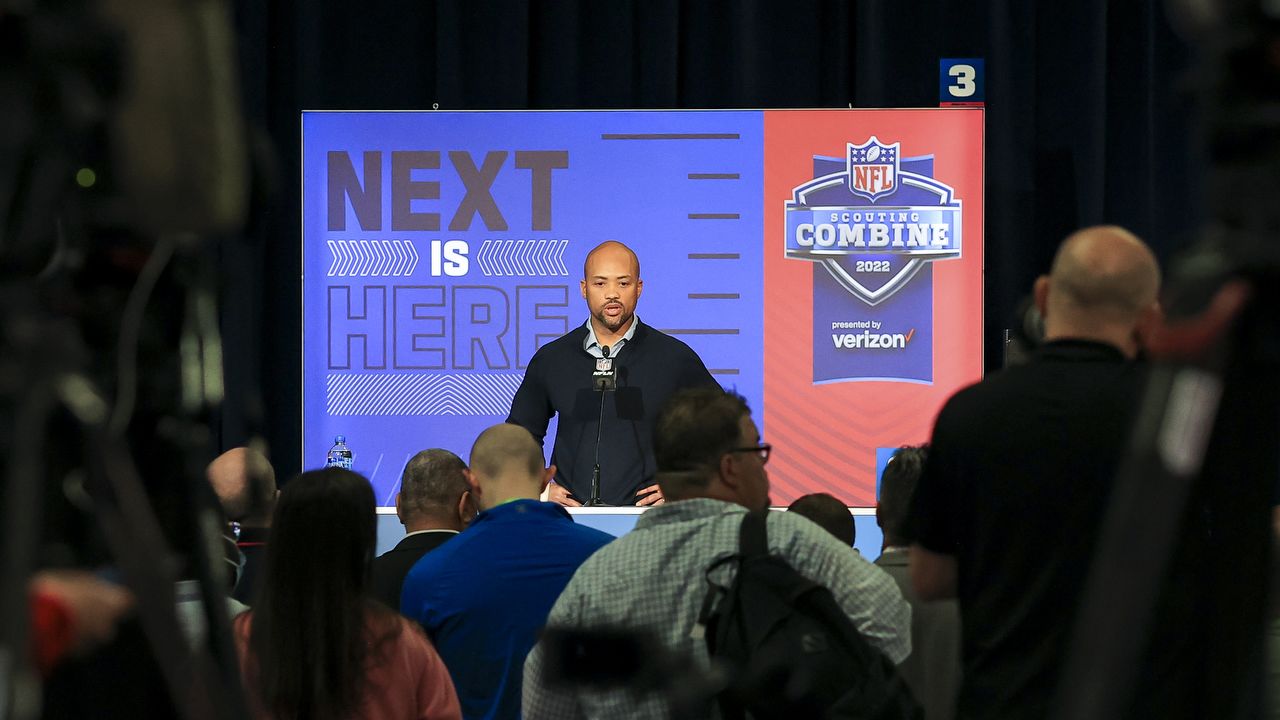 NFL Combine Day 1 recap: Speedy wide receivers and Malik Willis impress -  The Falcoholic