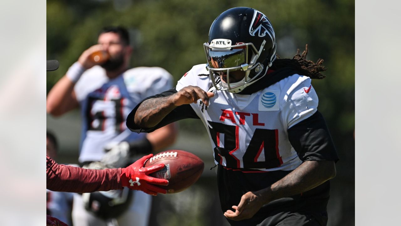 Atlanta Falcons running back Cordarrelle Patterson (84) pictured before an  NFL football game against the Washington Commanders, Sunday, November 27,  2022 in Landover. (AP Photo/Daniel Kucin Jr Stock Photo - Alamy