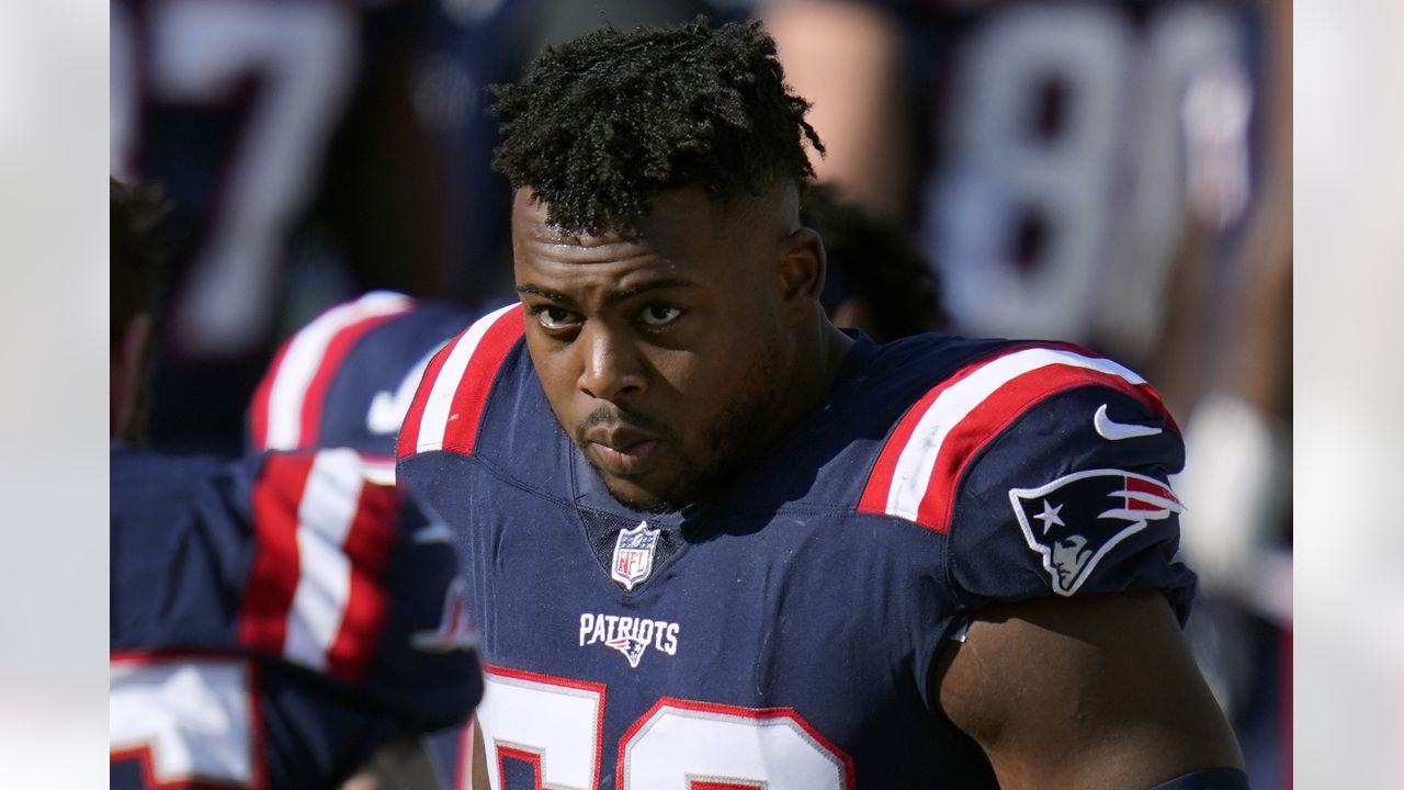 Atlanta Falcons outside linebacker Brandon Copeland (51) lines up