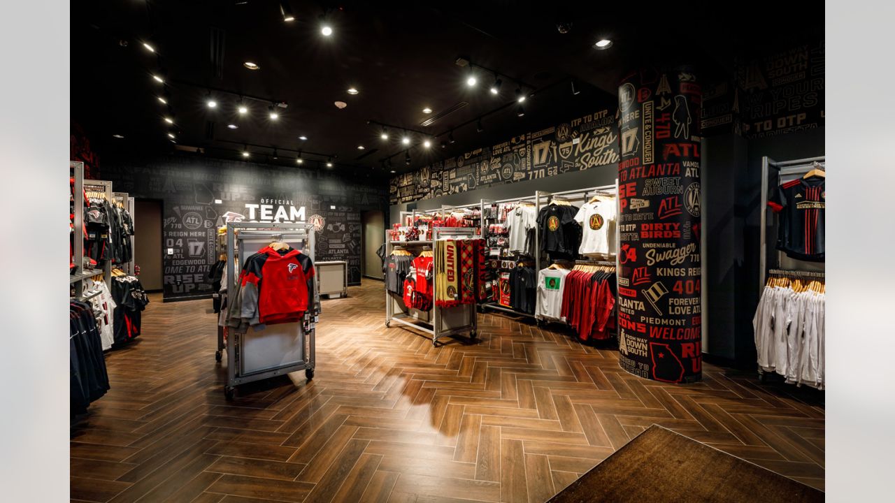 Falcons, Atlanta United Pop-Up Shop To Open At Avalon Saturday