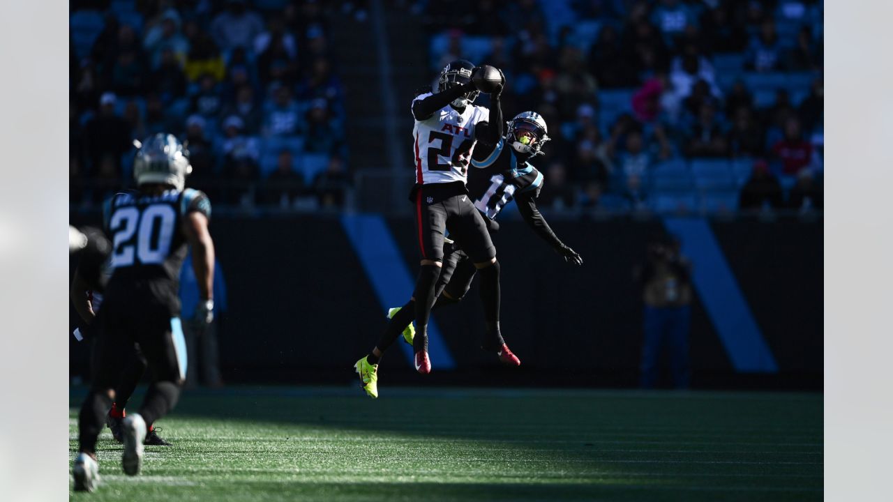 Atlanta Falcons cornerback A.J. Terrell intercepts Carolina