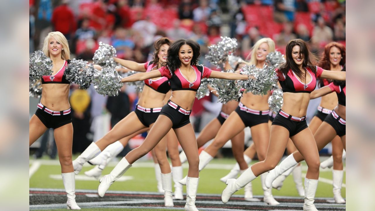 Atlanta Falcons Cheerleaders Gameday – Atlanta Falcons vs. Carolina Panthers