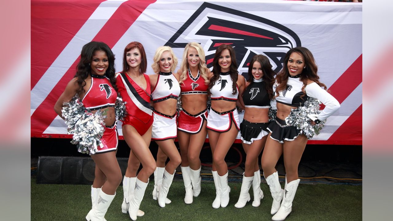 Photos: Falcons cheerleaders salute the troops