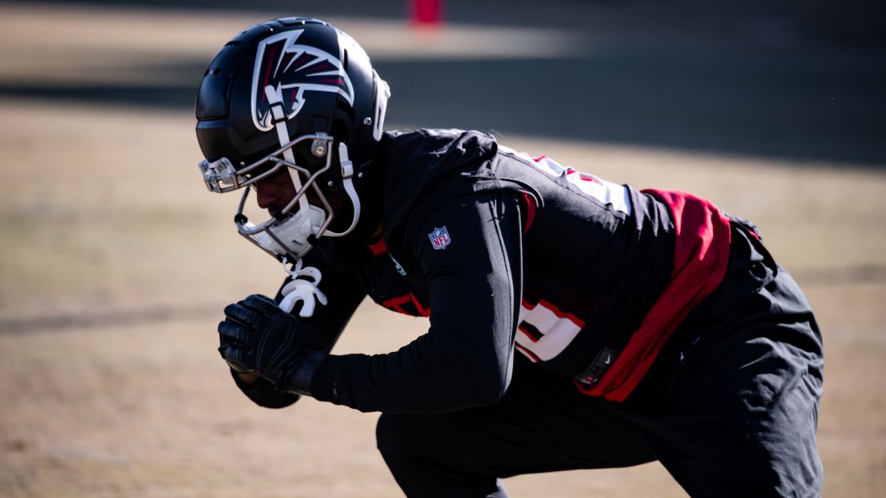 Falcons flex Delrick Abrams Jr. to active roster for Bucs game