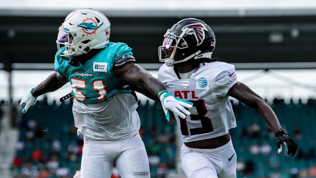 MIAMI GARDENS, FL - AUG 2: Miami Dolphins safety Eric Rowe (20) warms up  during the Miami