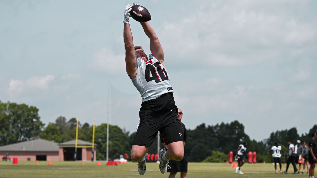 Atlanta Falcons tight end Parker Hesse (46) runs for the play