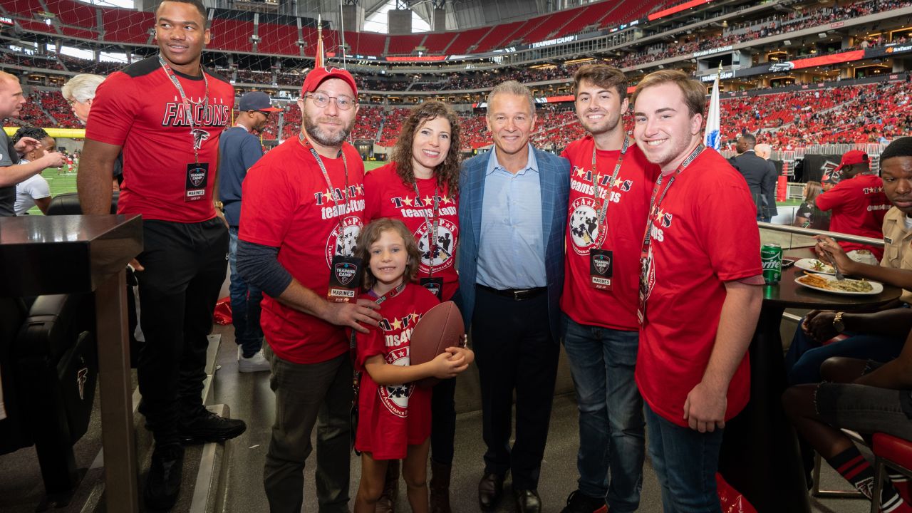 NFL, USAA ANNOUNCE CEO STEVE CANNON AS A FINALIST FOR SALUTE TO SERVICE  AWARD PRESENTED BY USAA - SkyBoat