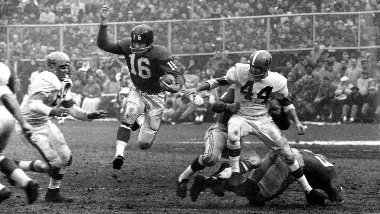 Historic 1950 Browns - Giants football game - Browns Daily Dose