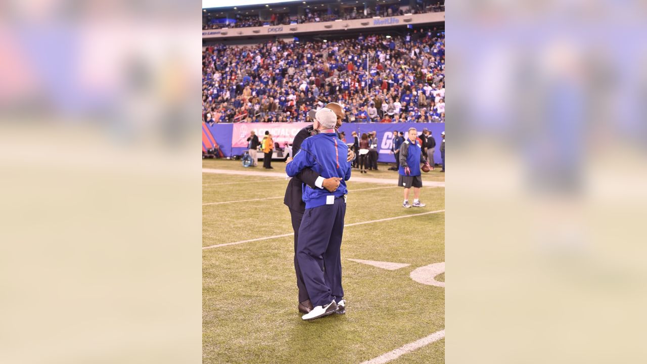 Giants Ring Of Honor Halftime Ceremony