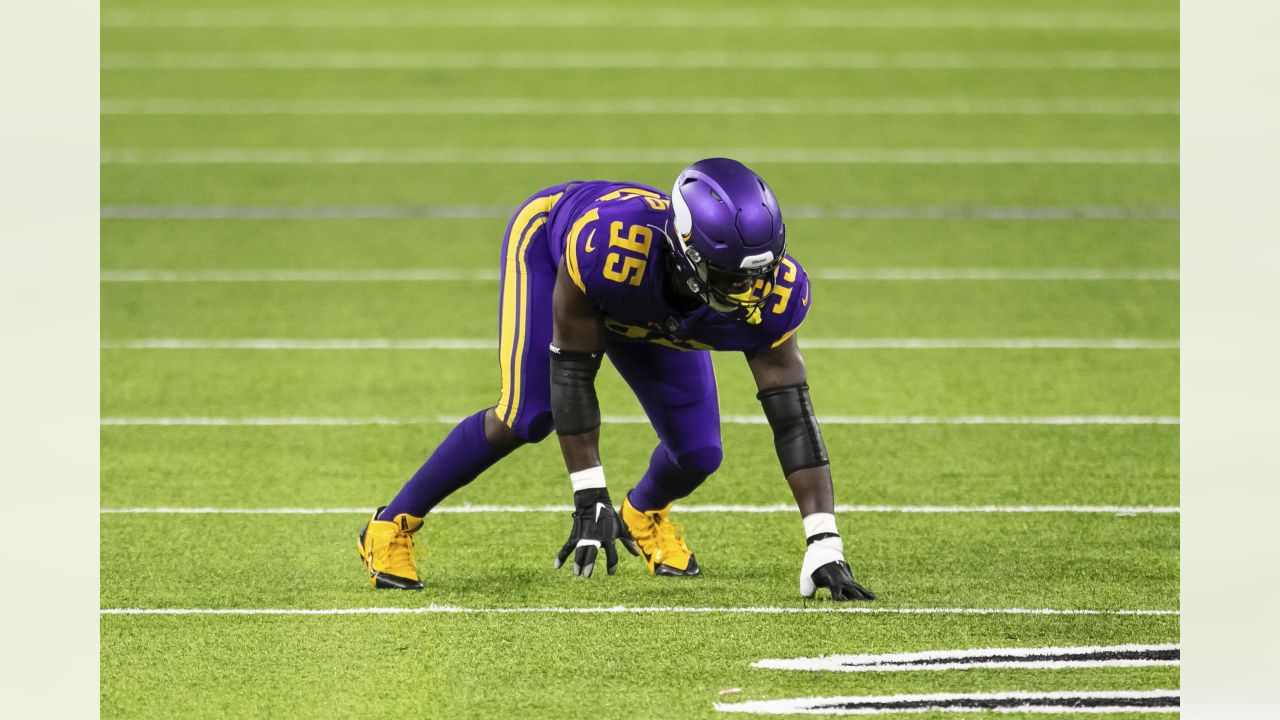 Ifeadi Odenigbo - 2016 - Football - Northwestern Athletics