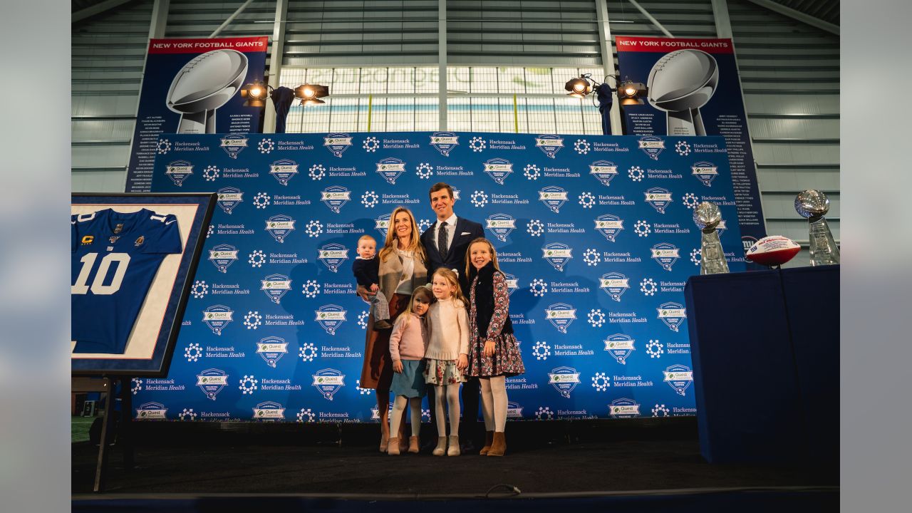 Flashback: Behind the scenes of Eli Manning's retirement ceremony