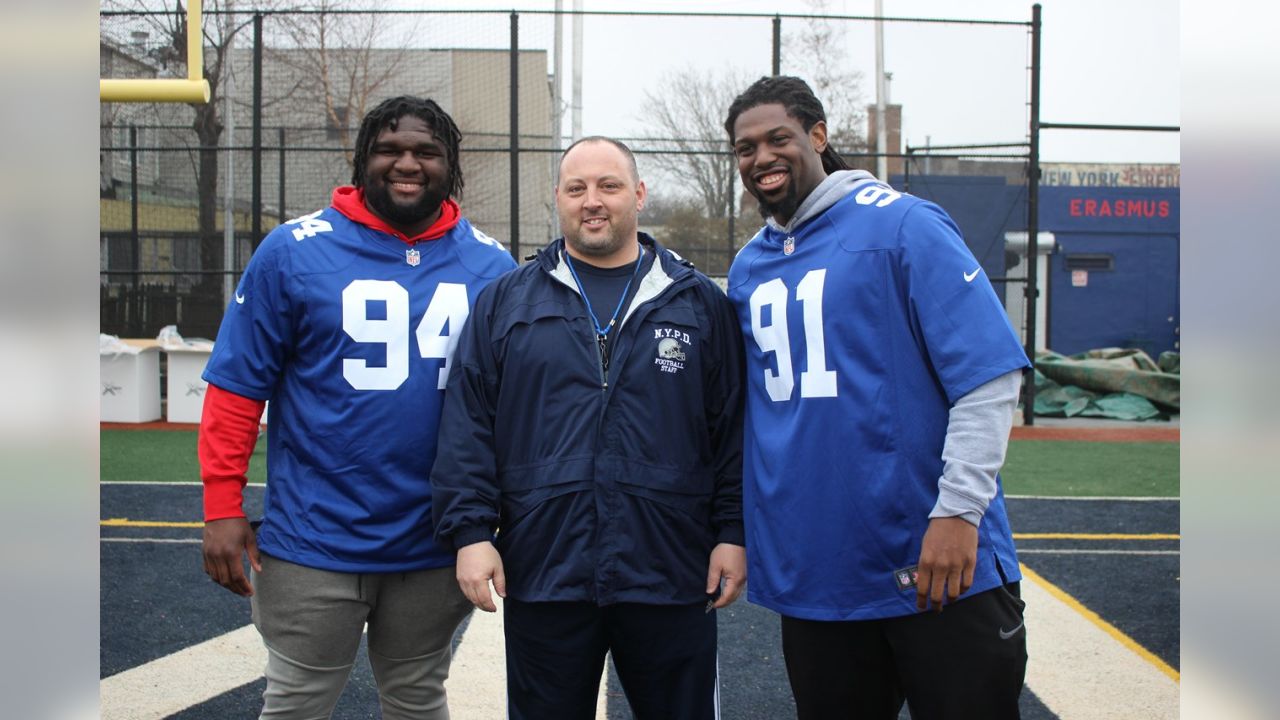 Real NYPD honors Giants' 'New York Pass Defense' - Newsday