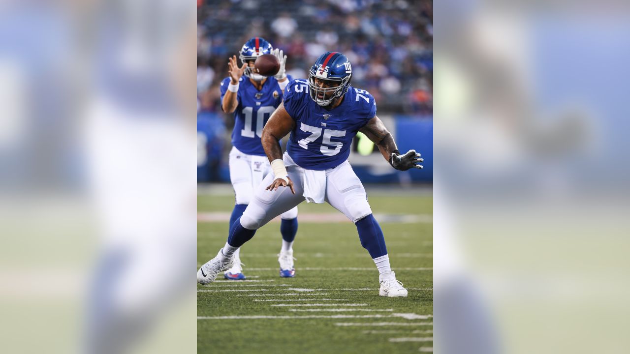 Defensive-needy New York Giants savvily hold onto David Mayo