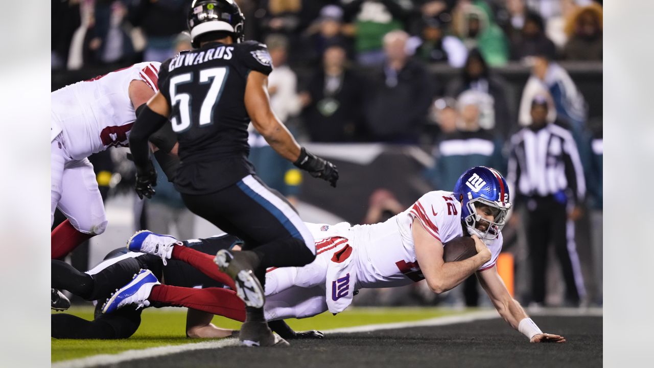 \ud83d\udcf8 Photos: Giants face Eagles in Week 18